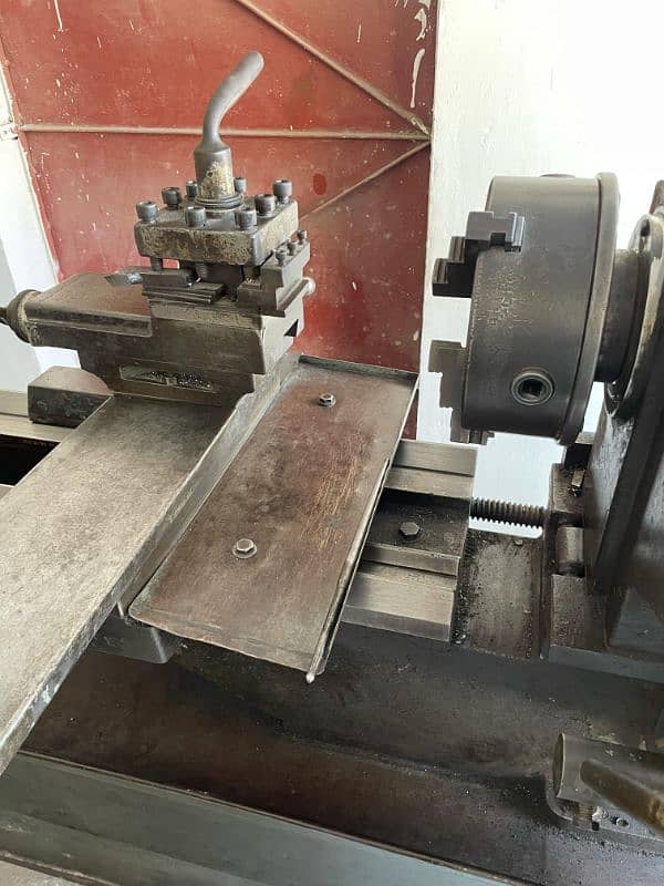 lathe machine of waqar engineering. 3