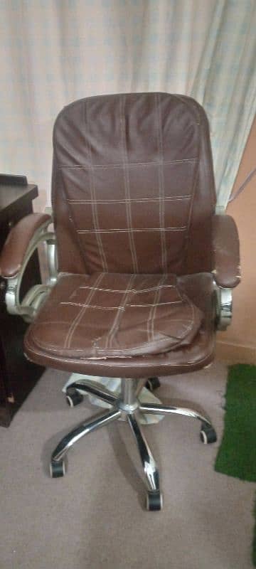 chair with table 2