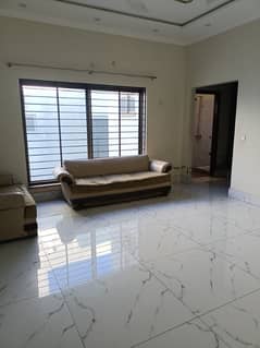 15 MARLA PORTION FOR RENT AVAILABLE B2 BLOCK 4 BED ROOM