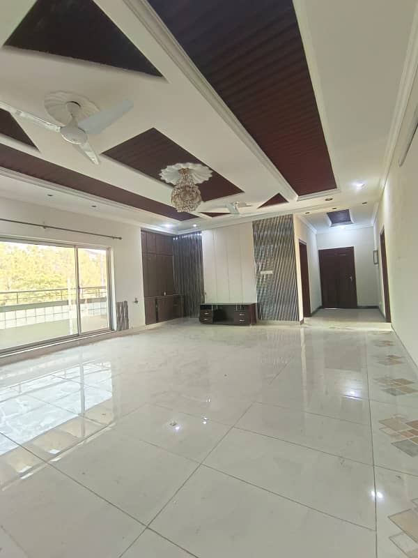 1 kanal brand new upper portion for rent 0