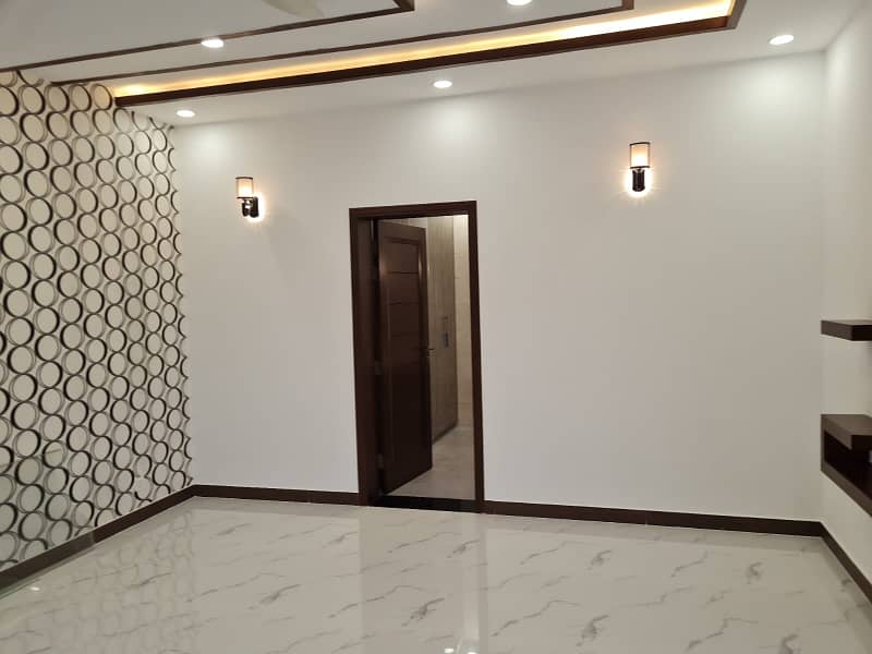 One Kanal Brand New Bungalow For Rent DHA Phase 7 Lahore. 13