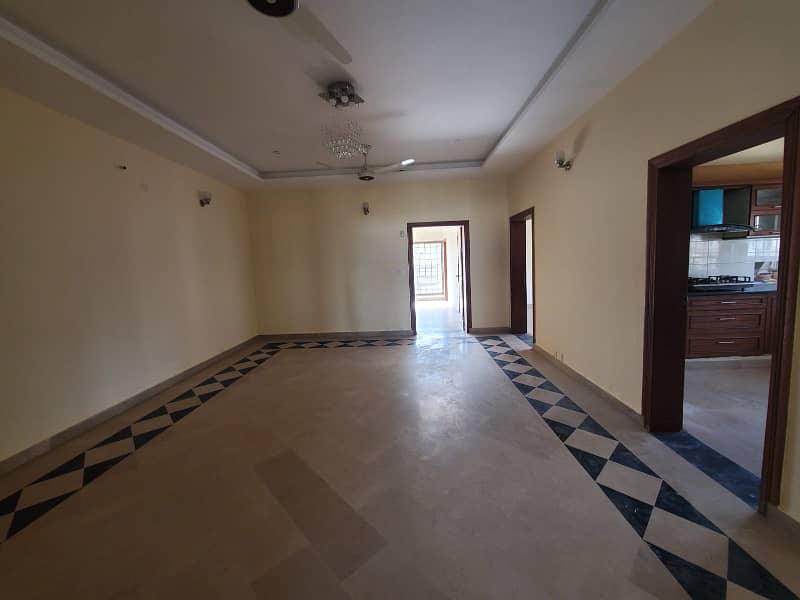 10 Marla House available for rent in C block Bahria town phase 8 4