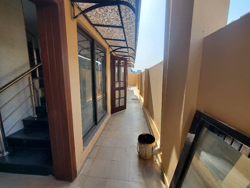 10 Marla House available for rent in C block Bahria town phase 8 11