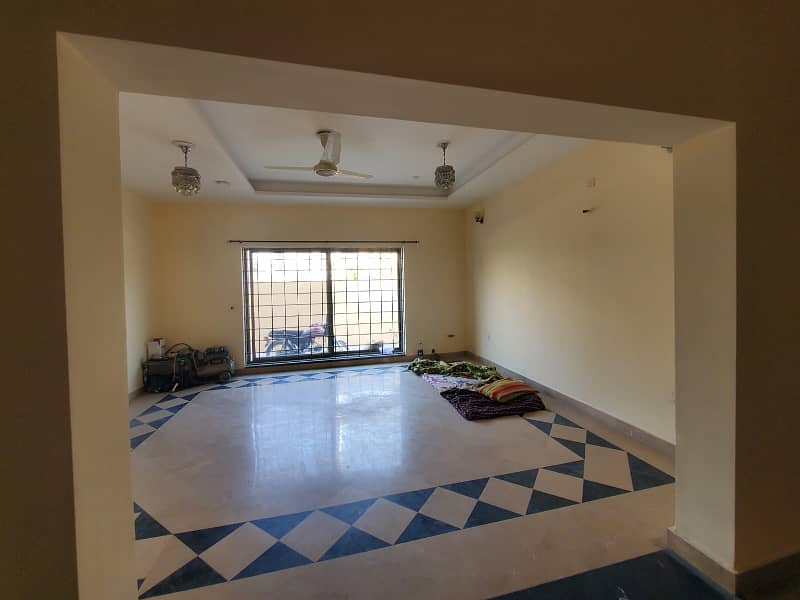 10 Marla House available for rent in C block Bahria town phase 8 27