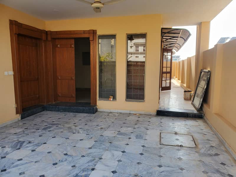 10 Marla House available for rent in C block Bahria town phase 8 32