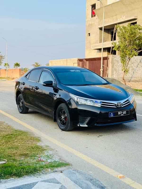 Toyota Corolla GLI Model 2016 12