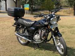 Suzuki GS 150 SE