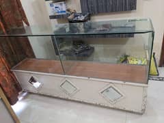 counter with 12mm glass