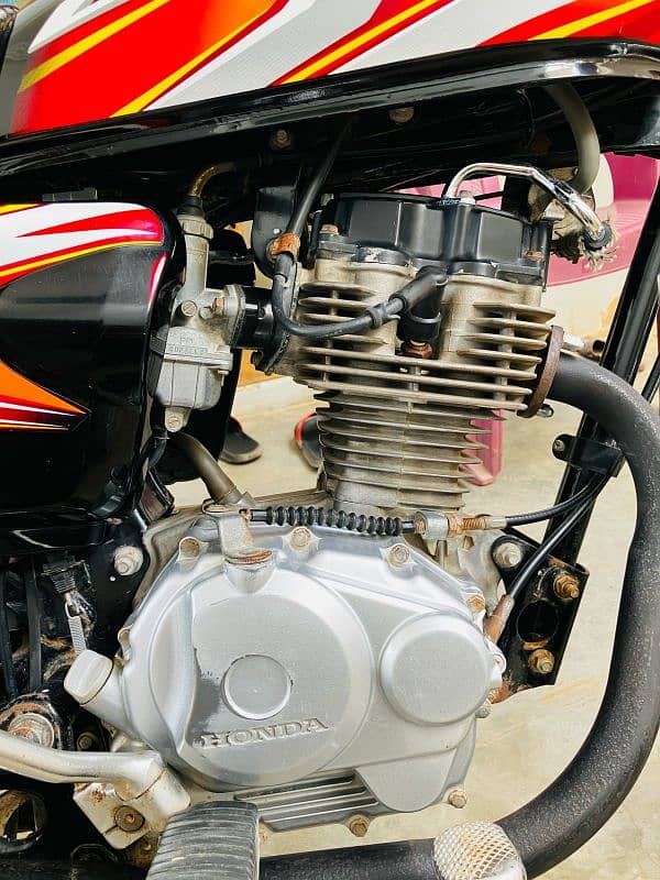 Honda 125 model 2022 karachi 8