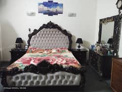 Solid wood king size bed set for sale