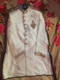 sherwani only few hours used serius buyers contact me