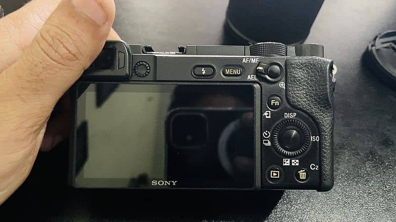 Sony A6400 With 16mm 1.4 Sale (Body With Box) 3