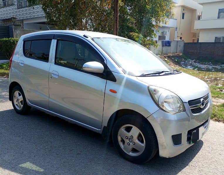 Daihatsu Mira 2012 1