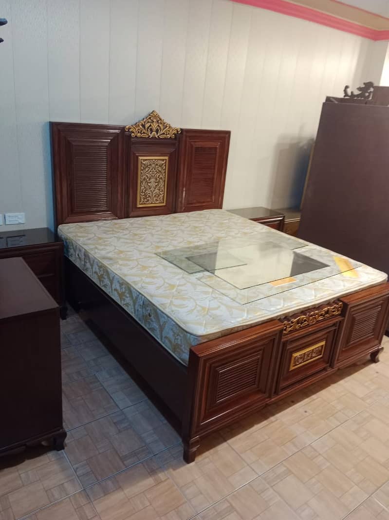 Double bed/king size bed/dressing table/bed set/wooden bed/furniture 8