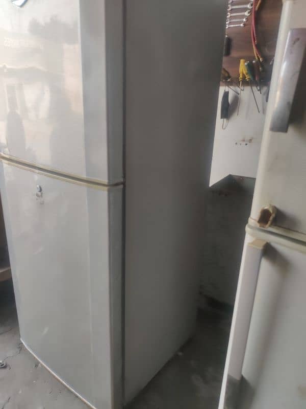 Haier friage good condition good working all ok 0