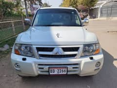 Mitsubishi Pajero 2005