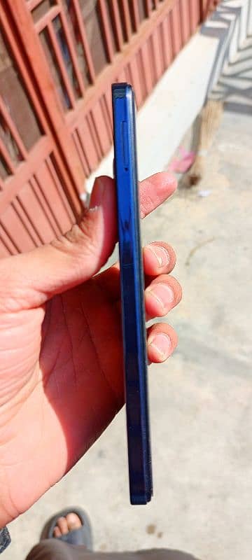 Infinix Hot 40i 4