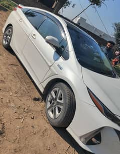 Toyota Prius 2021