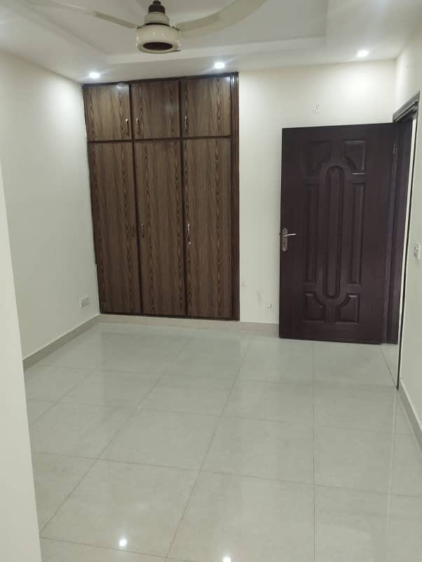 Two Bed Non-Furnished Brand New Apartment For Rent In Bahria Town, Lahore. 4