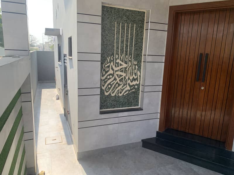 5 MARLA 4 BEDROOM BRAND NEW HOUSE ON GOOD LOCATION OF DHA PHASE 11 RAHBAR IS AVAILABLE FOR SALE 7