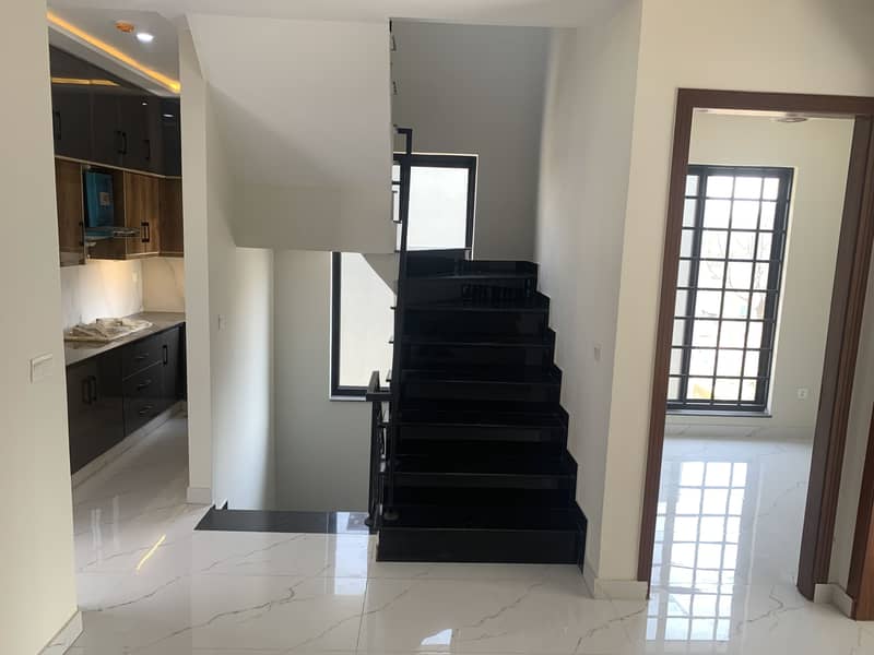 5 MARLA 4 BEDROOM BRAND NEW HOUSE ON GOOD LOCATION OF DHA PHASE 11 RAHBAR IS AVAILABLE FOR SALE 38