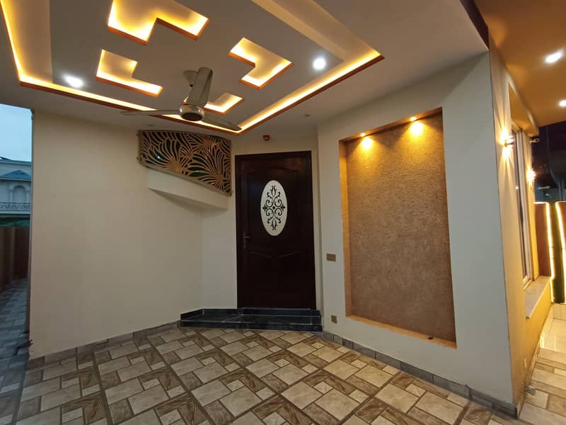 5 MARLA HOUSE ON TOP NOTCH LOCATION IS AVAILABLE FOR SALE IN DHA PHASE 11 RAHBAR 4