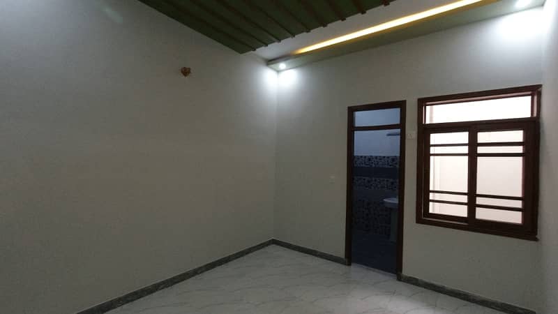 Independent Double Storey Brand new 120 yds stunning bungalow available for rent. Ground floor: 2 bedrooms, drawing room, lounge, American kitchen, tiled flooring. 11