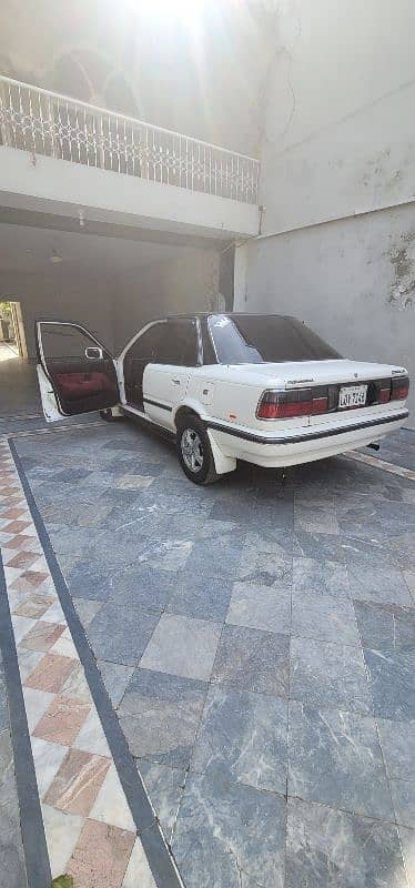 Toyota Corolla 2.0 D 1988 17