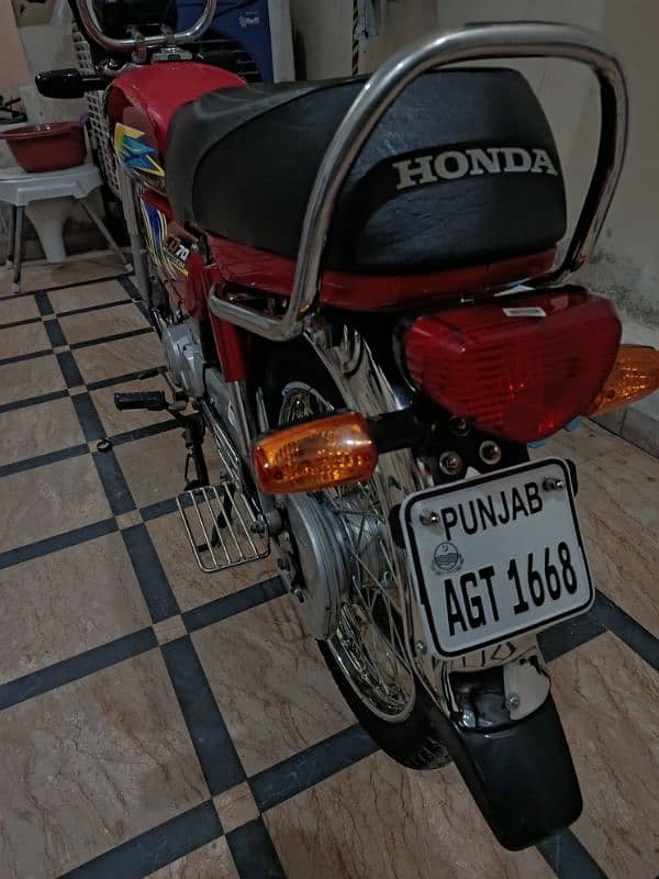 Honda CD 70 2021 2