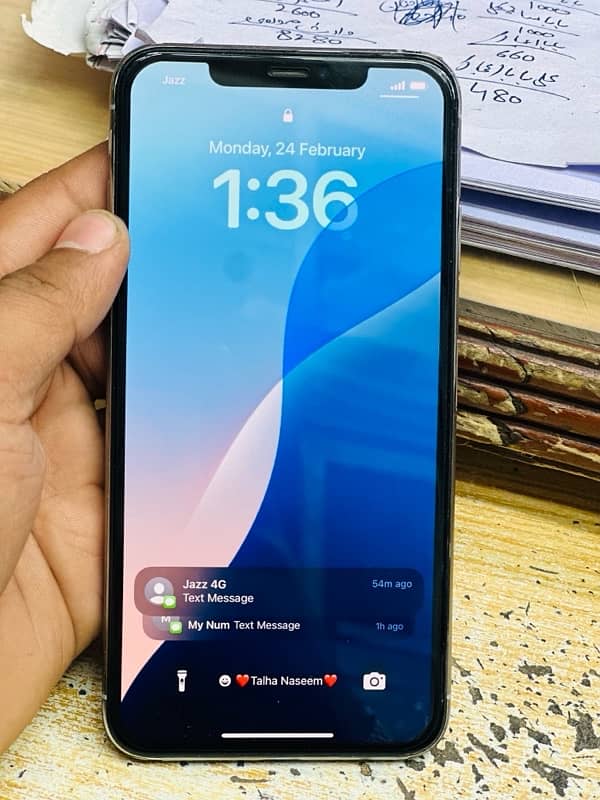 i phone xs max 512 GB 03071443494 4