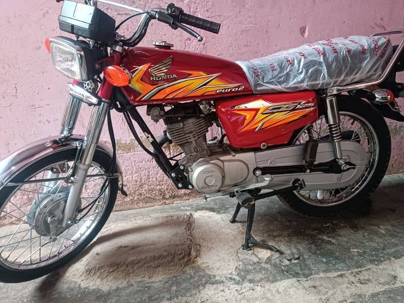 Honda CG 125cc Available for Sale 1