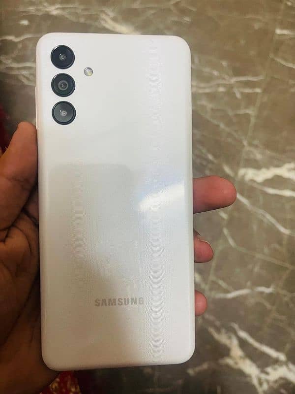 Samsung A04s 128/4 rs 22000 1