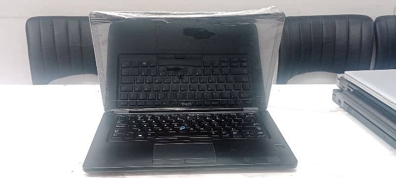 Dell latitude 2