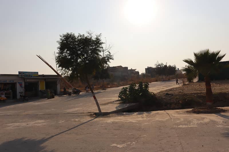 5 Marla Plot for Sale in Zamar Valley Overseas Block 3