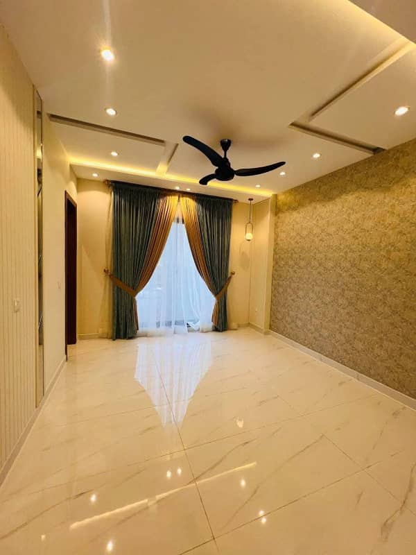 10 Marla Beautifully Designed Modern House For Rent In DHA Phase 6 Price Negotiable 9