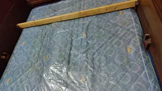 Spring mattress for sale (2 years warranty remaining)