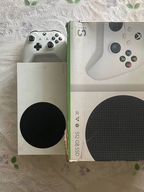 XBOX Series S with box 2