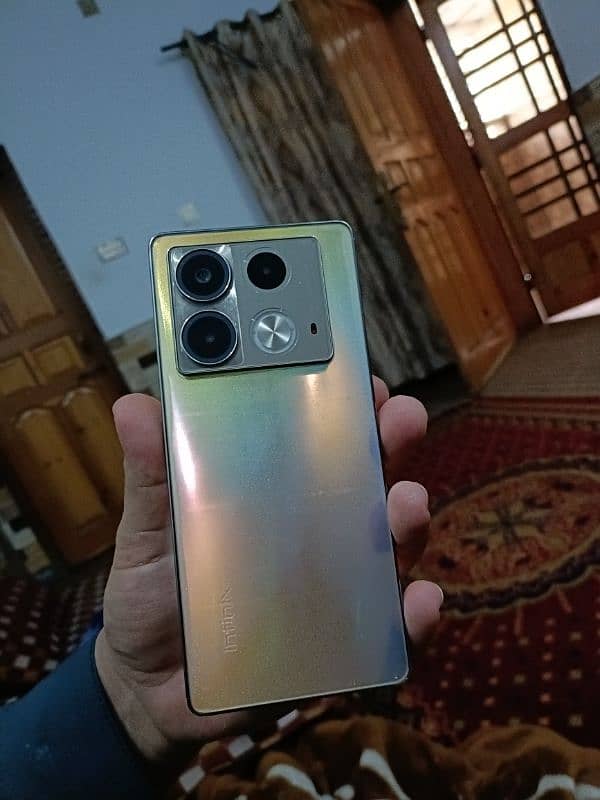 Infinix note 40 0