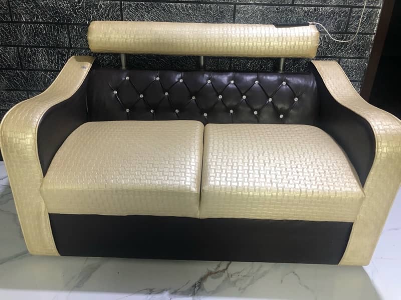 7 seater leather sofa set brown and golden color 0