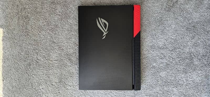 Asus Rog Strix Laptop Ryzen9 AMD RX6800M 2