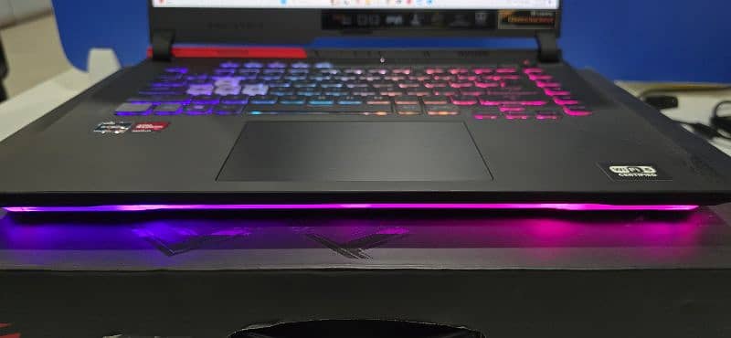 Asus Rog Strix Laptop Ryzen9 AMD RX6800M 7