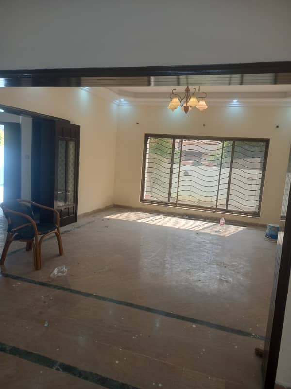 One kanal house In EME Society - Block D Is Available For rent 7