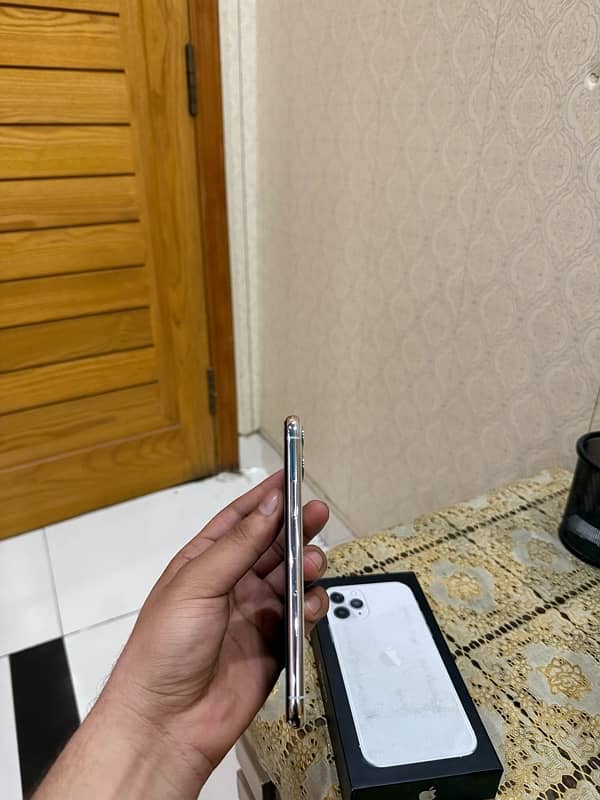 Iphone 11 pro 256GB Dual Sim Pta Approved 1