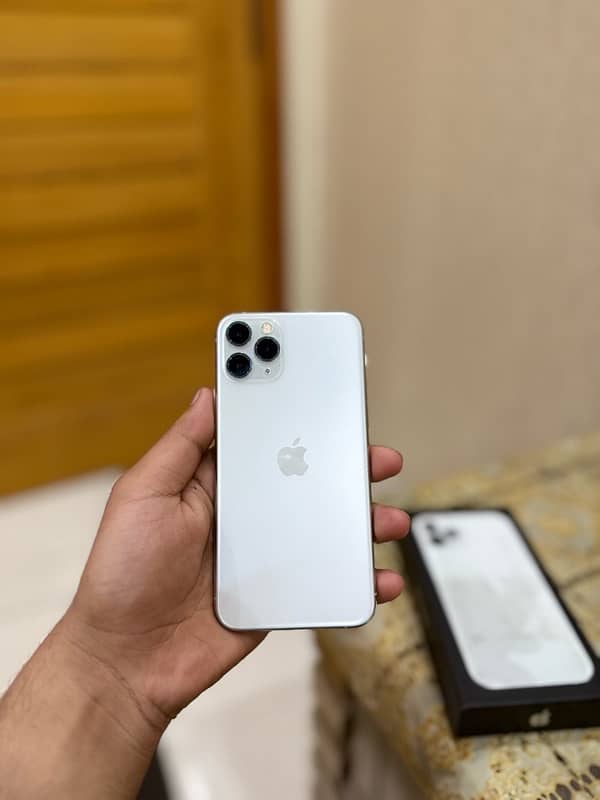 Iphone 11 pro 256GB Dual Sim Pta Approved 0