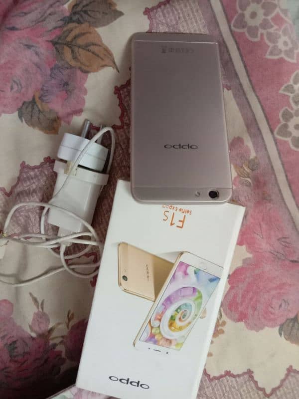 OPPO f1s 2