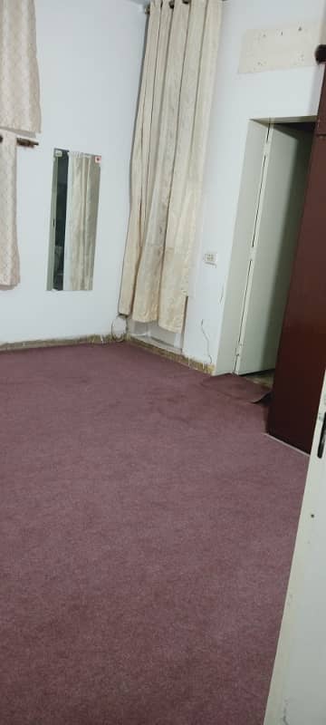 Unfurnished bedroom available for rent in Main Cantt 0