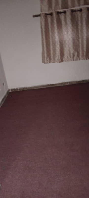 Unfurnished bedroom available for rent in Main Cantt 3