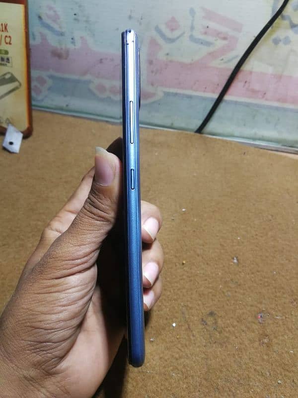 Infinix Hot 10 4GB 128GB 1