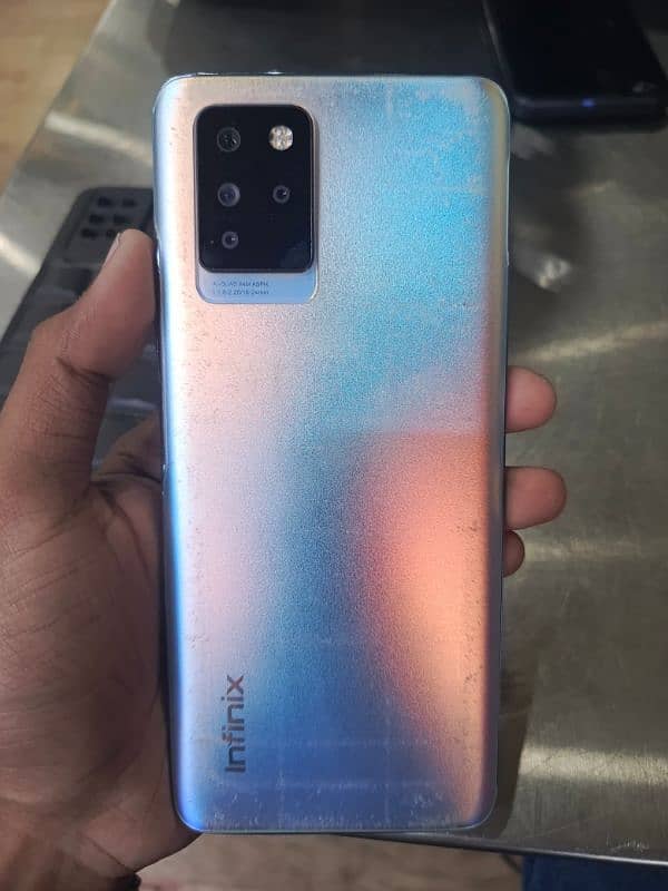 Infinix Note 10 Pro 8/128 3