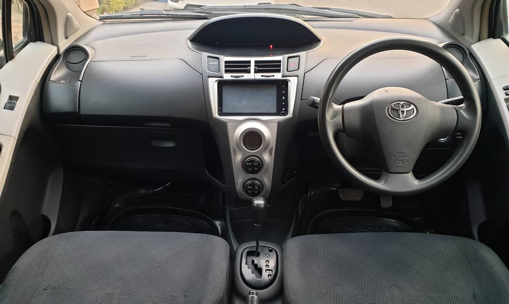 Toyota Vitz iLL 1.3 2007 7